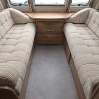second interior picture of the Bailey Unicorn Pamplona