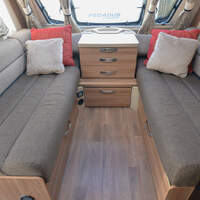 second interior picture of the Swift Lifestyle Major 4 Sb