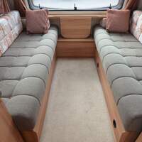 second interior picture of the Bailey Pursuit 400/2